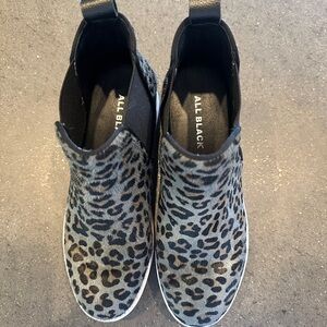 All Black Leopard Print Slip-On Shoes